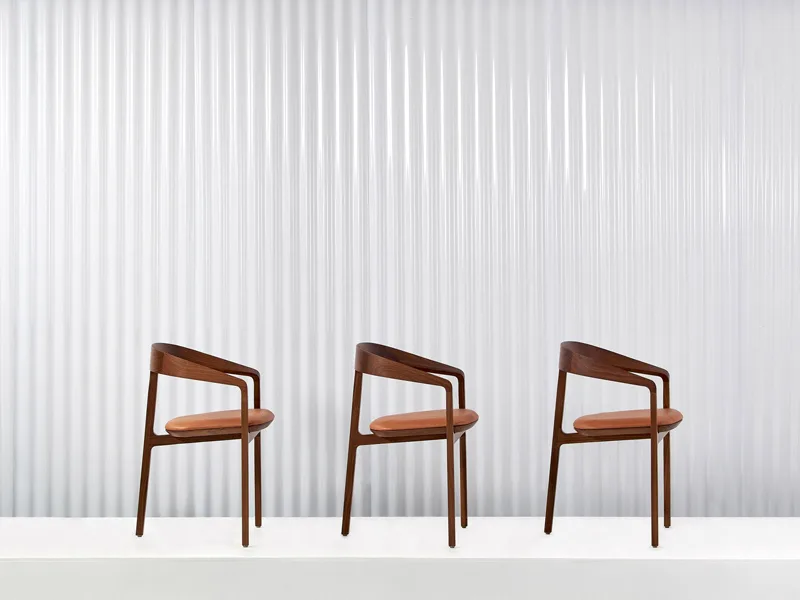 nội thất cho cửa hàng Louis Vuitton 6