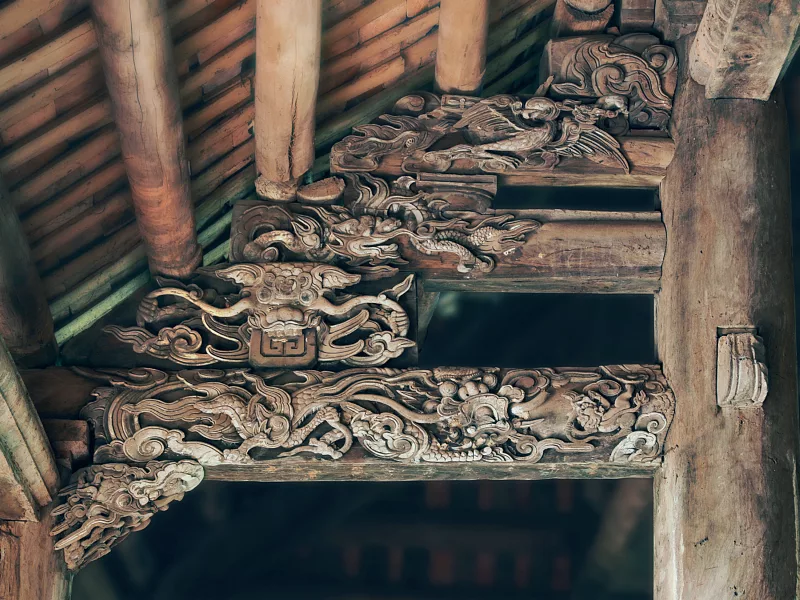 Những mảng chạm linh thú trong đình làng Việt