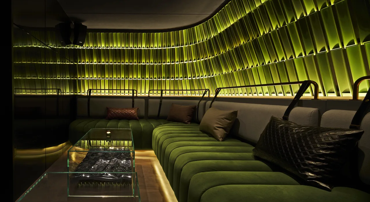 quan bar thuong hai penicillin lounge