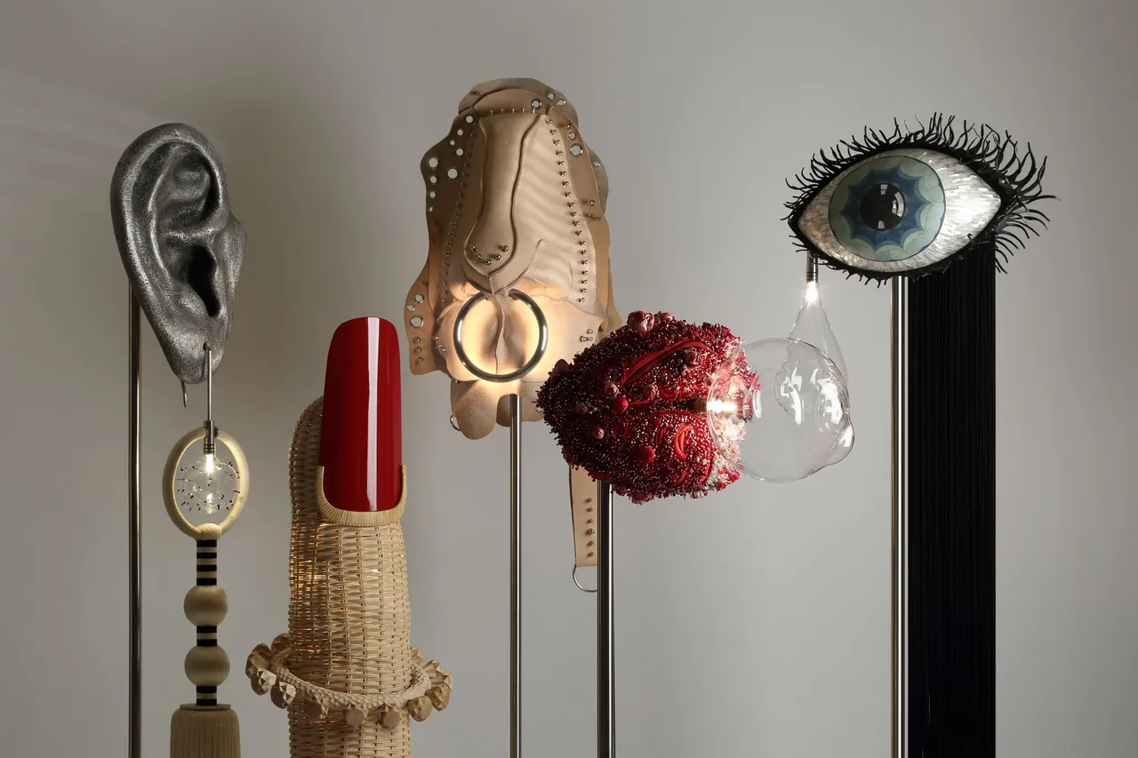 Richard Yasmine Vessels of the Intangible den sieu thuc