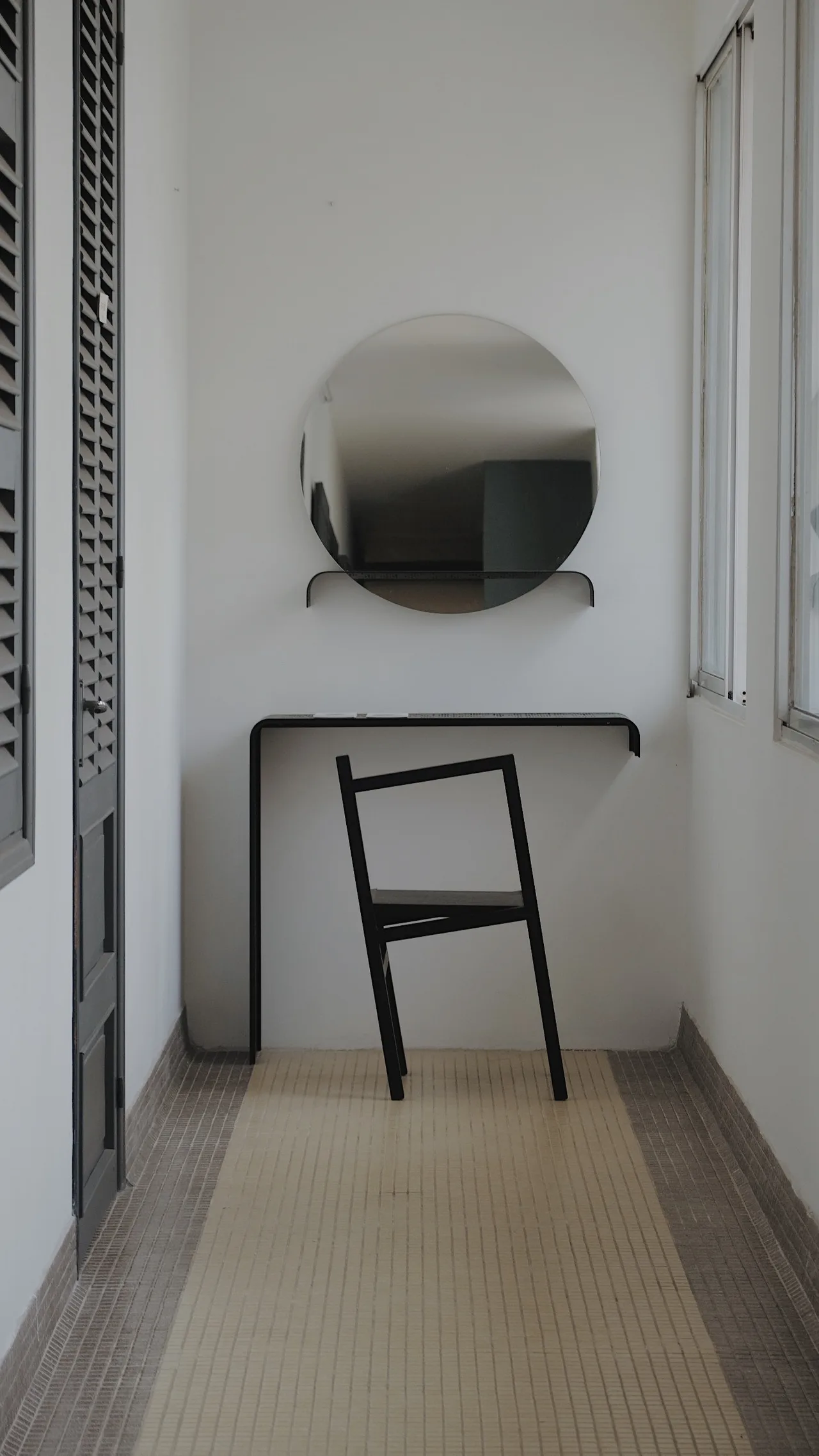 gallery medium thiet ke do noi that trien lam 3 weeks of design