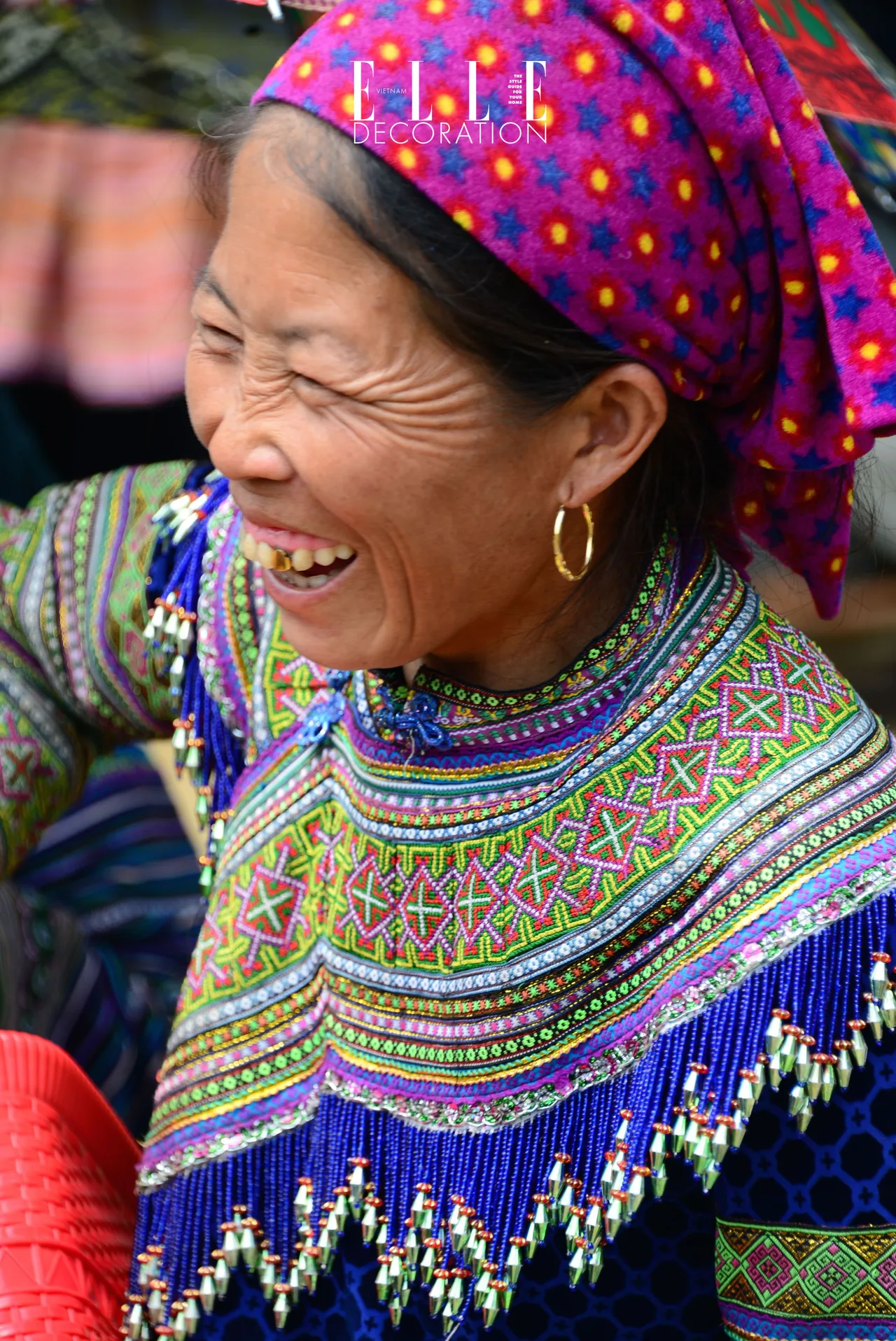 hoa van trang phuc truyen thong nguoi H’mong dan toc thieu so