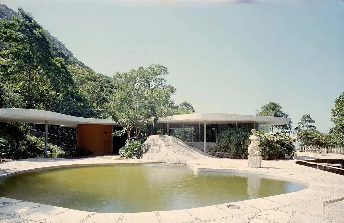swimming pool famous architects