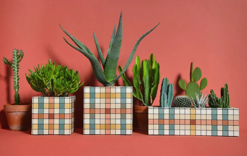 plant pot Frida Julie Harrison