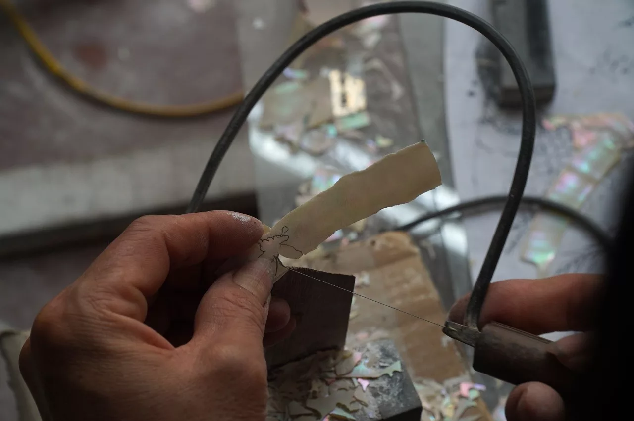 mother of pearl inlay lich su nguon goc lang nghe
