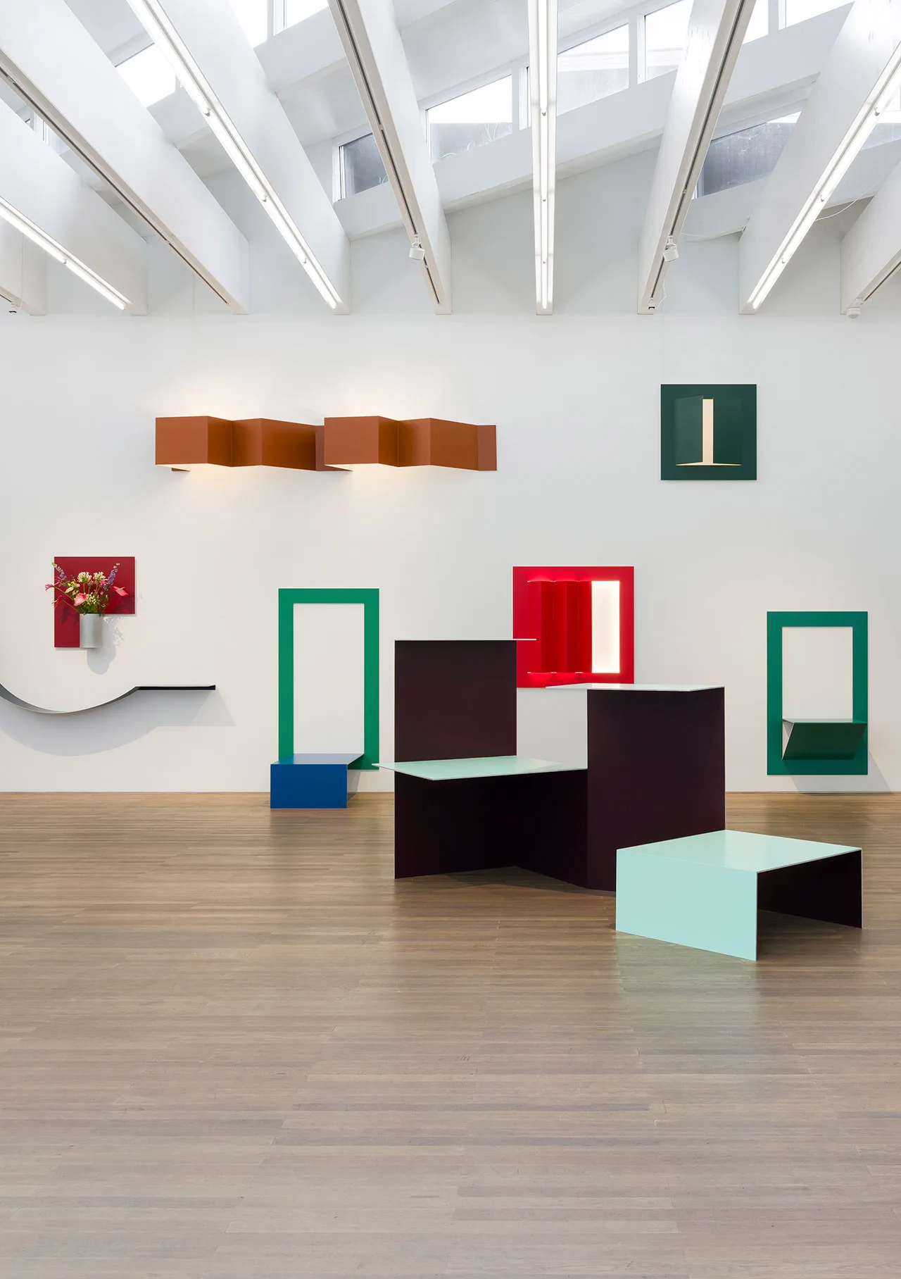 nghe thuat Muller Van Severen Tim Van Laere Gallery Antwerp do noi that