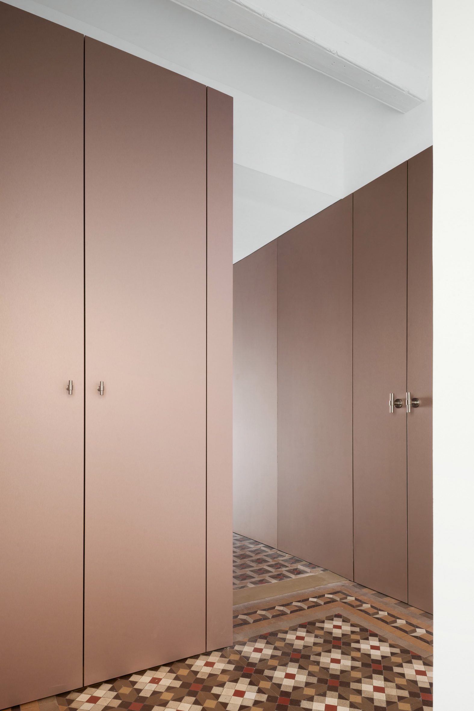 cai tao can ho pho Carrer d'Enric Granados Barcelona Raúl Sánchez Architects
