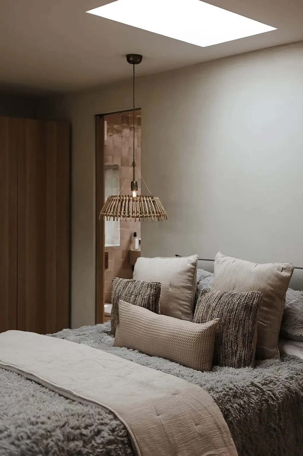 bedroom chat lieu thien nhien
