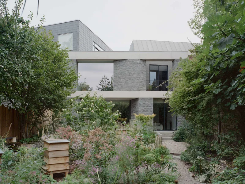 Nhà North London: Dự án cải tạo mang tinh thần Wabi-Sabi
