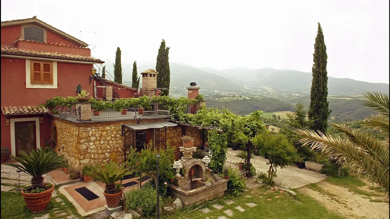 nha hang solo per due am thuc italy