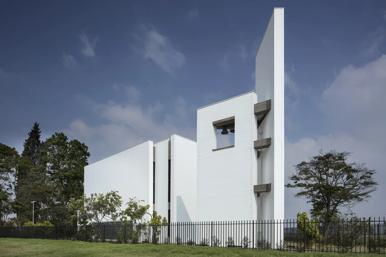 Nhà thờ Santa Cecilia 7