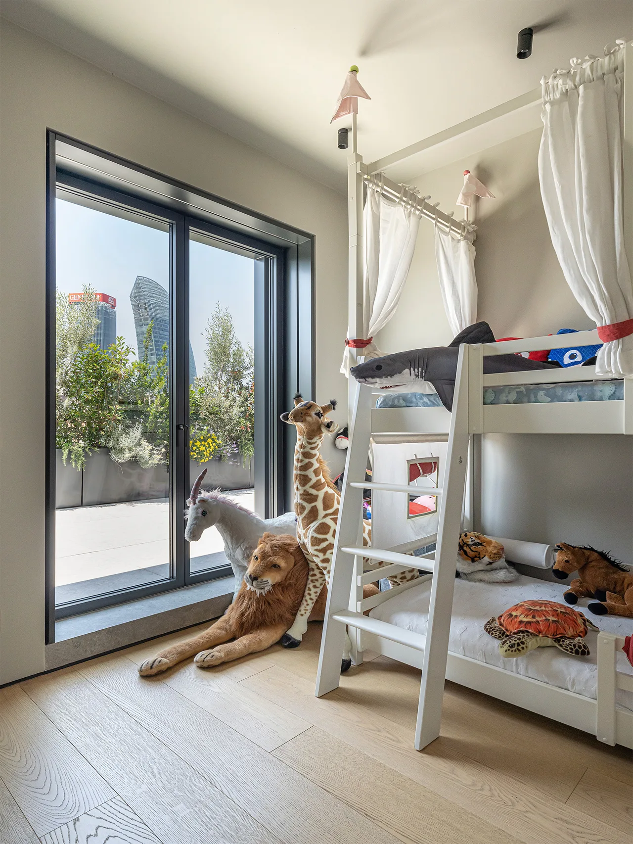 can ho penthouse milan thiet ke noi that toi gian