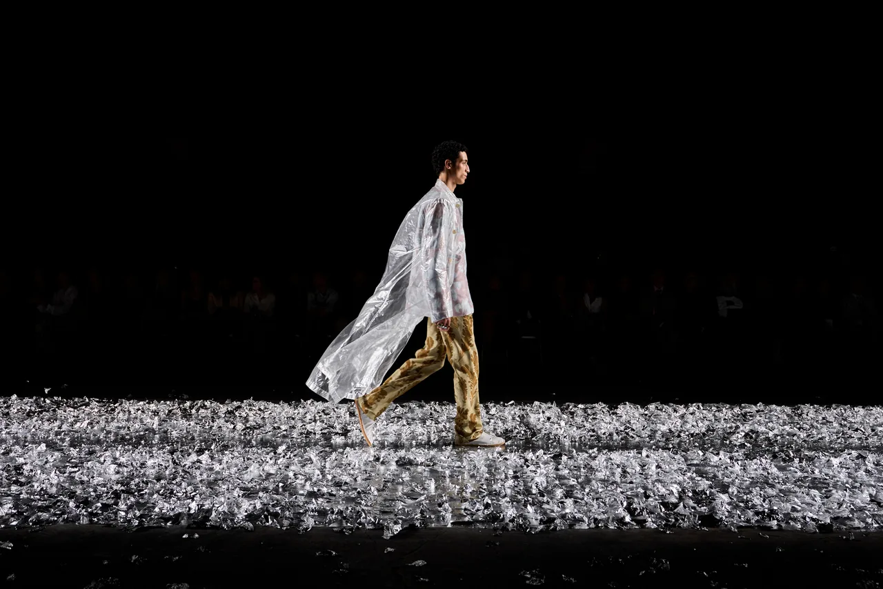 dries van noten menswear xuan he 2025