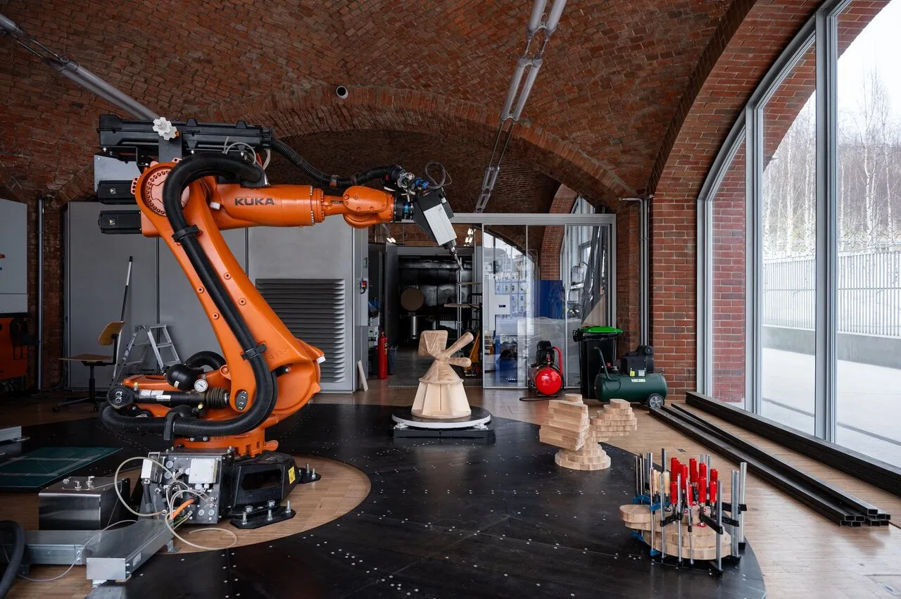 quy trinh san xuat hien dai robot KUKA