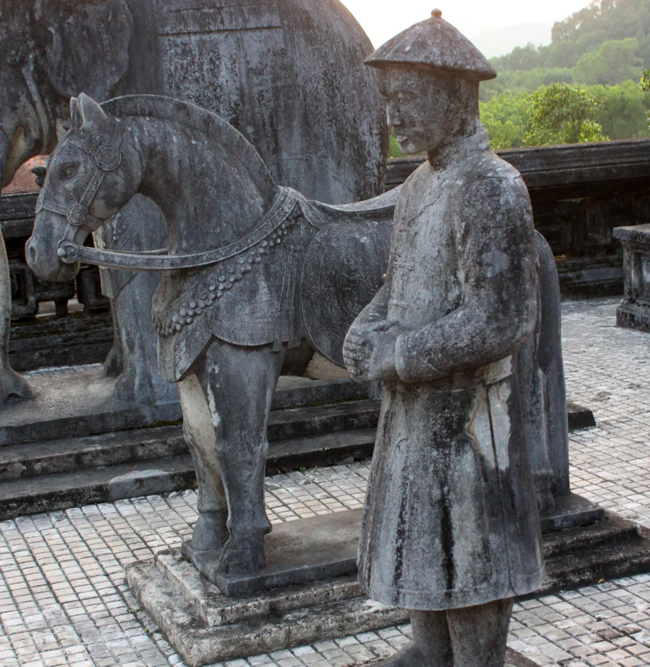 tuong da lang vua khai dinh trieu hue phong kien
