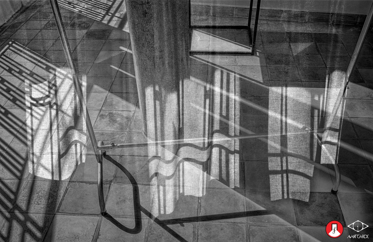 noirfoto trien lam anh inscape Tom Hricko