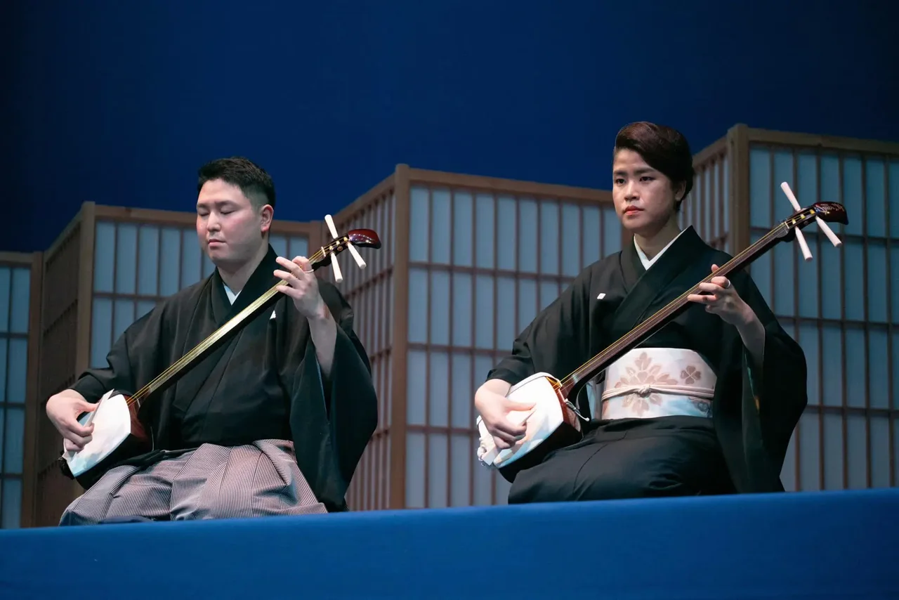nghe thuat trinh dien kabuki ca vu ky nhat ban