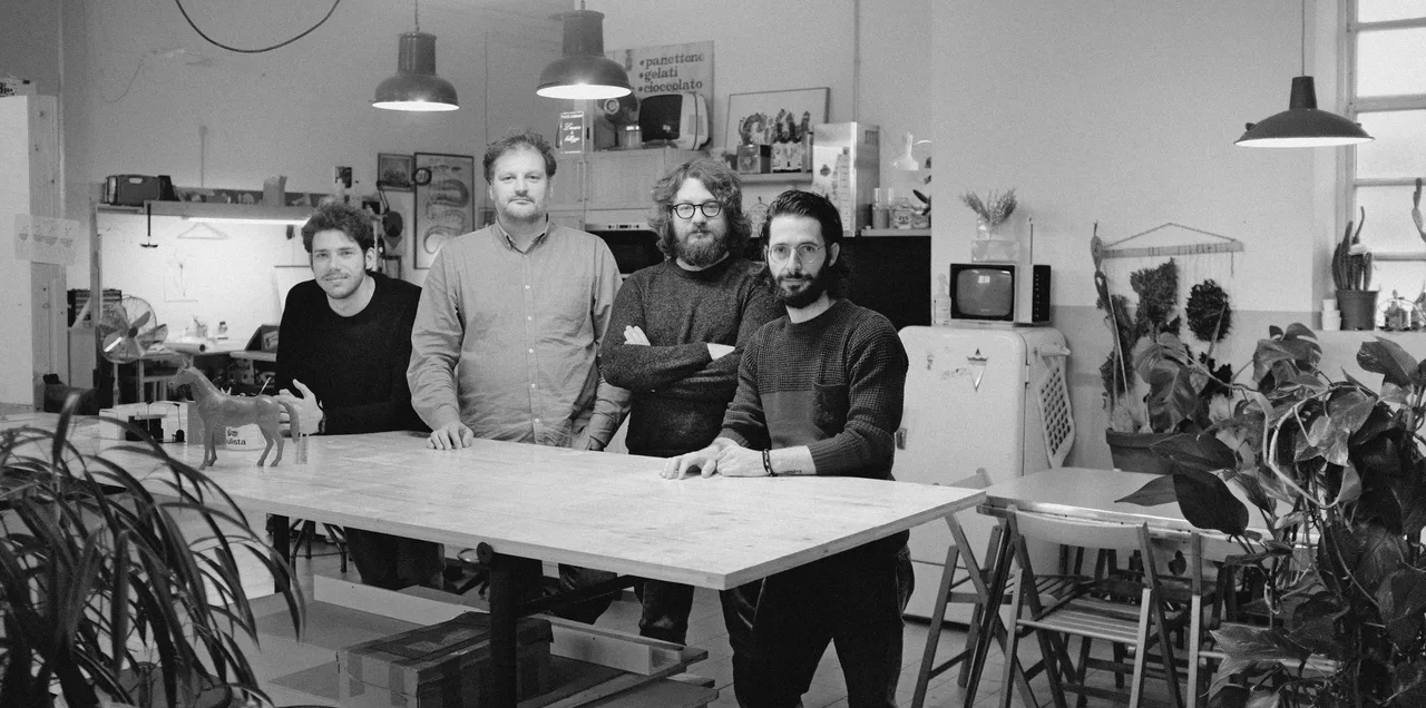 do hoa y italian graphic designer communications design Happycentro