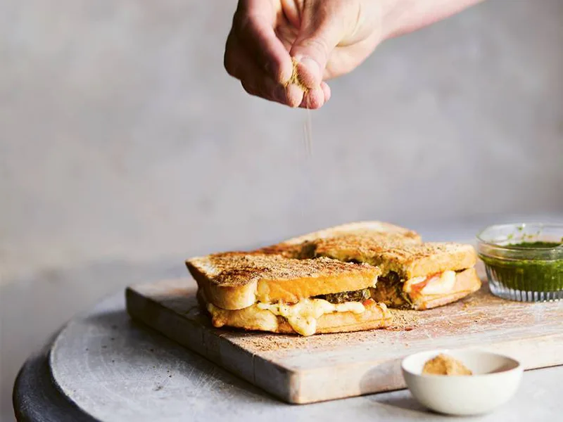 Vào bếp với Toastie phô mai thơm ngậy
