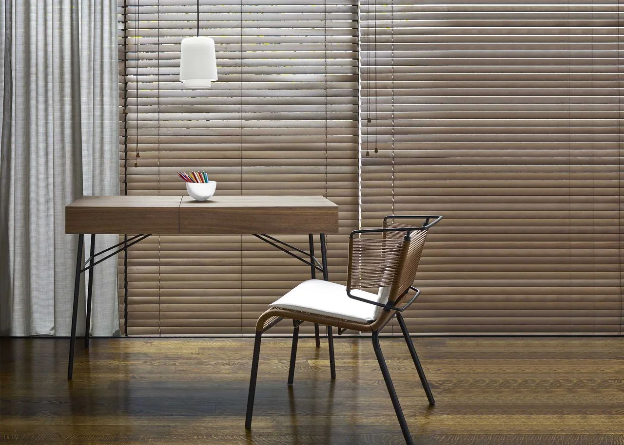 dressing table DUO Poltrona Frau Juliette Ligne Roset Tahiti Trousse Cattelan Italia Moments Nomon Panarea Arte Veneziana Symphony Bizzotto Italia Giulietta Casa Covre Kara Natevo