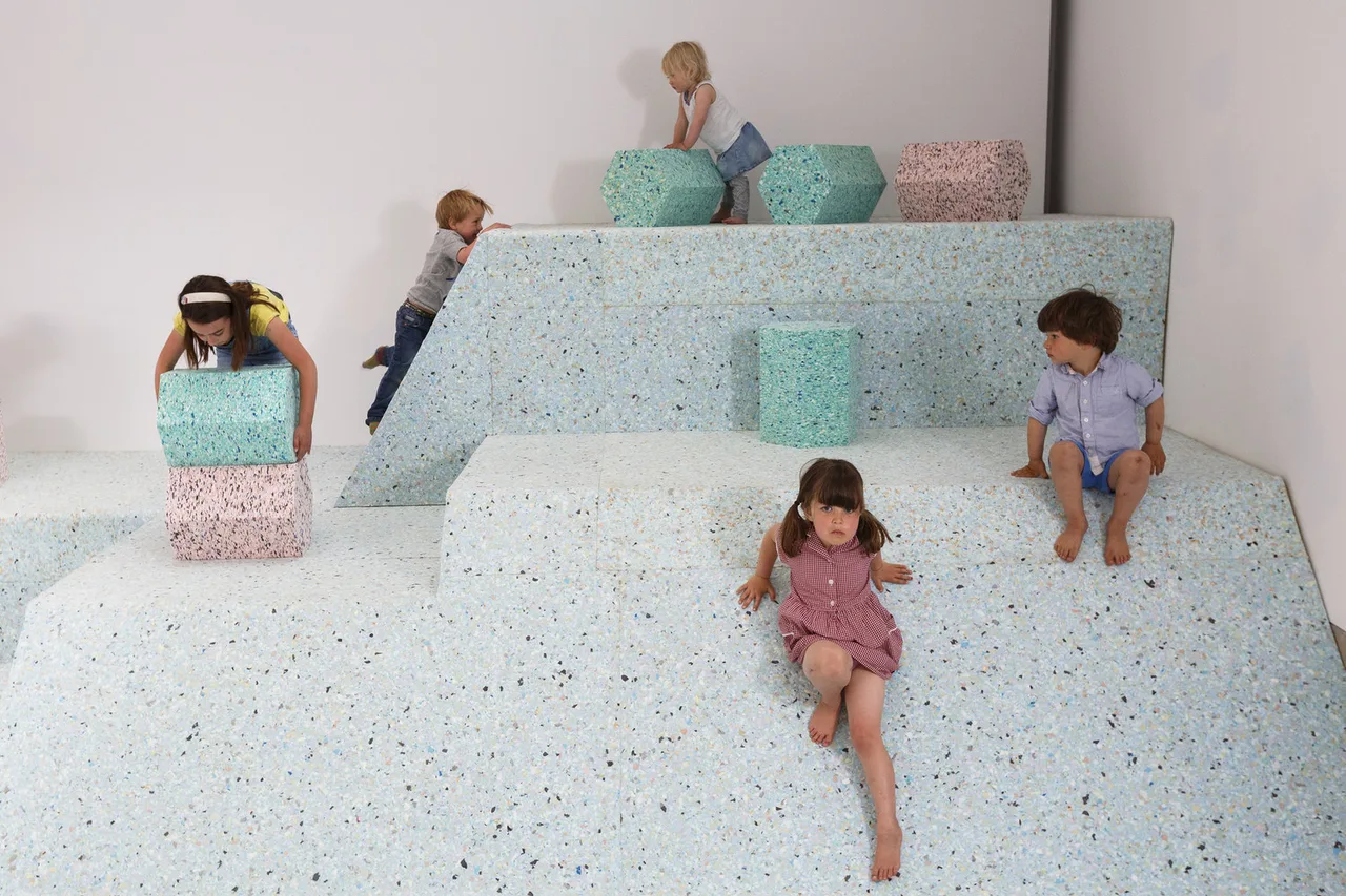khong gian nha tre space for kids Assemble's Brutalist Playground London