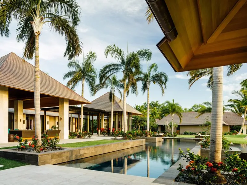 Công ty kiến trúc De Reus thiết kế nhà đẹp như một ngôi làng thu nhỏ ở Hawaii