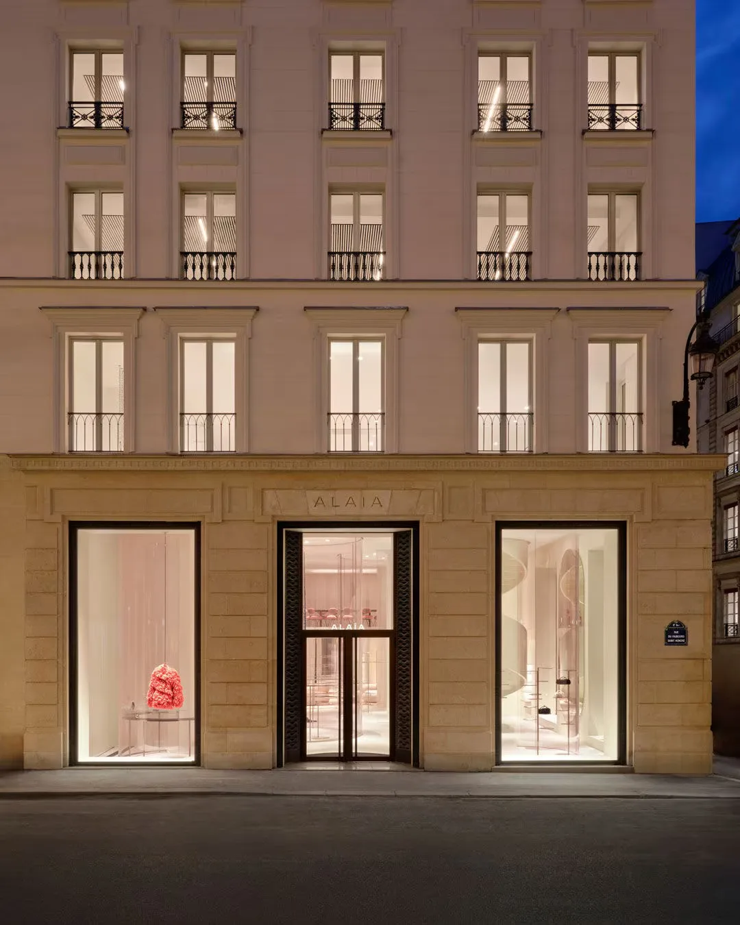 paris Rue du Faubourg Saint-Honoré aiala