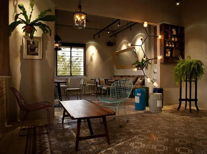 quan cafe bang khuan retro saigon