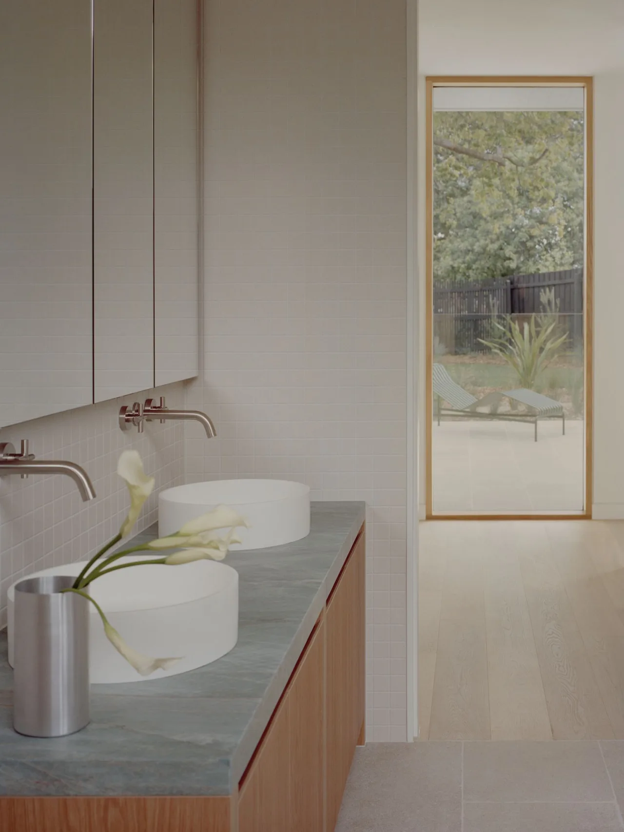 nha ven bien Mount Martha II House australia Victoria Merrett Architects