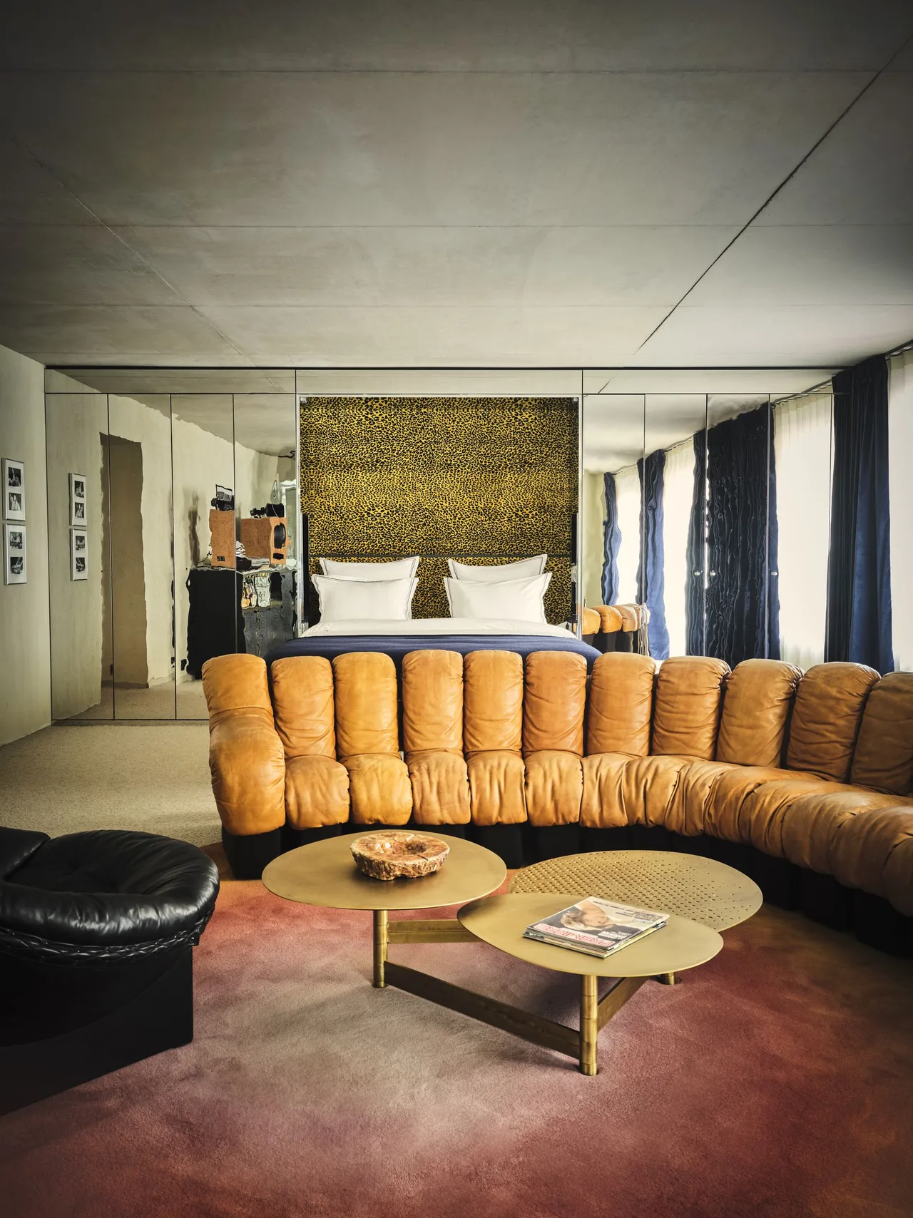 khach san bus palladium phong suite noi that