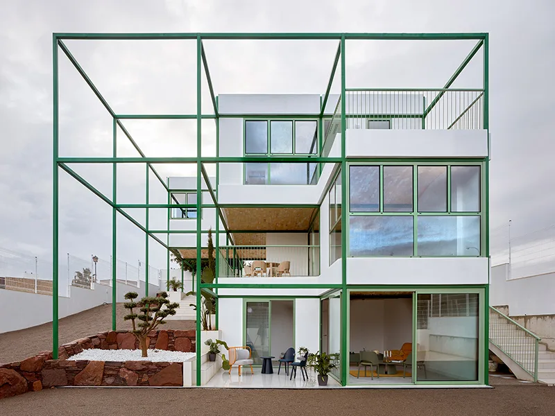 Brick Vault House - Tương tác của thanh và khối