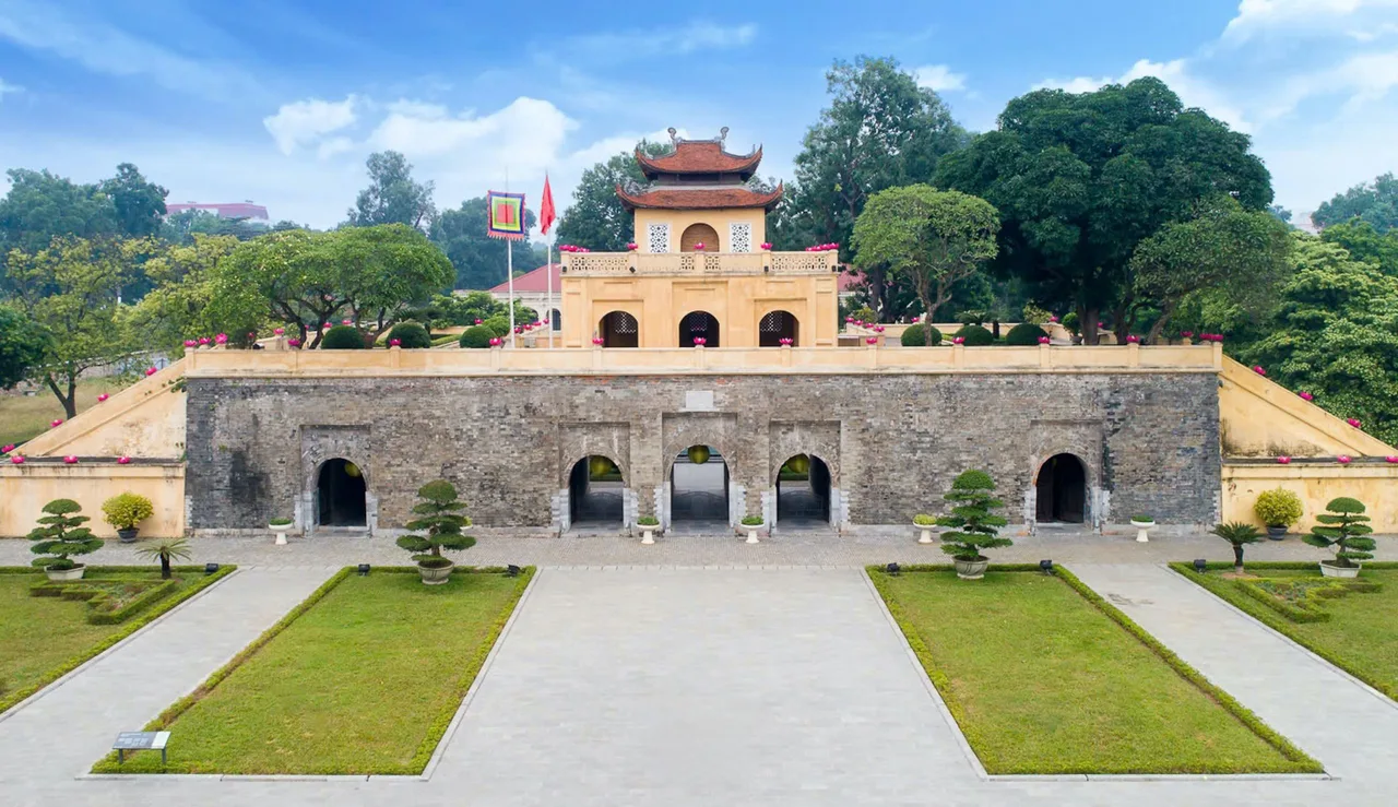 co do viet nam hoa lu hoang thanh thang long dai noi hue