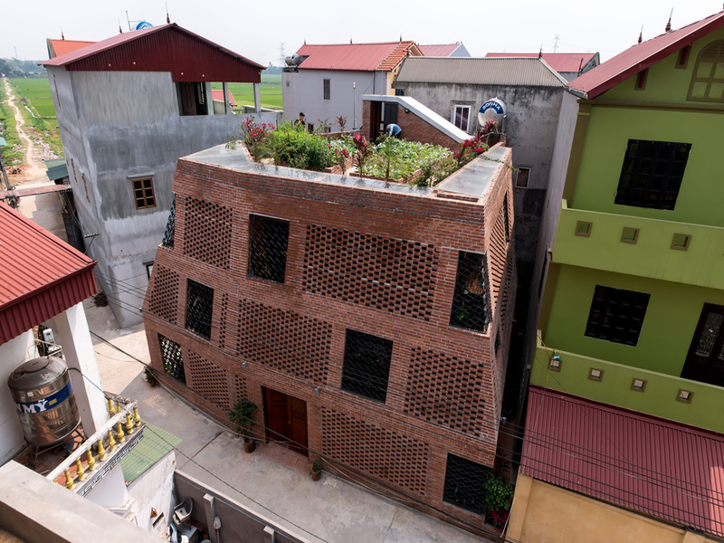 Hang Gạch- ngôi nhà "thuần" gạch nung ở ngoại ô Hà Nội của H&P architects