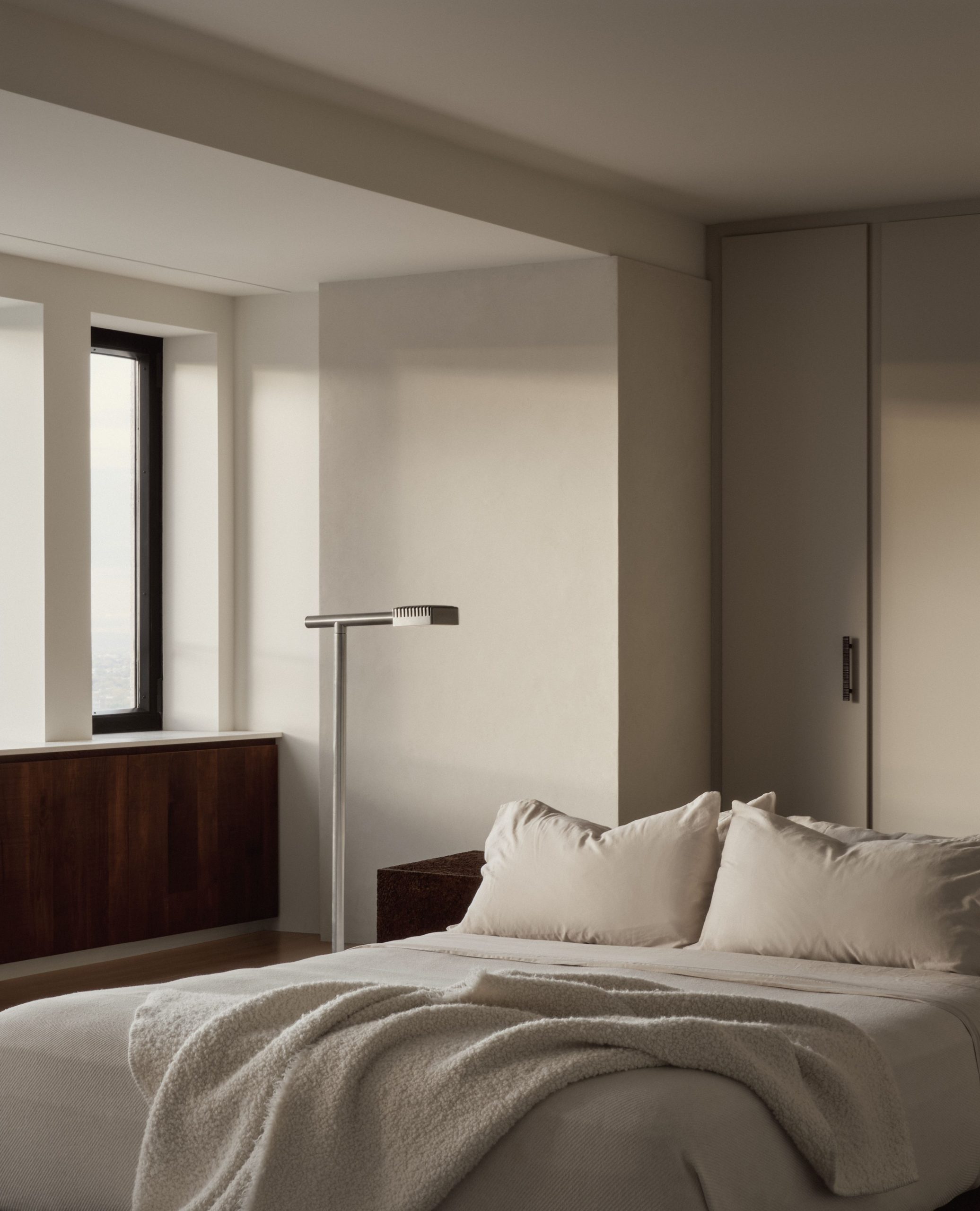 du an cai tao can ho Port-Royal apartment Mitchell Sweibel Studio Montreal Canada Golden Square Mile