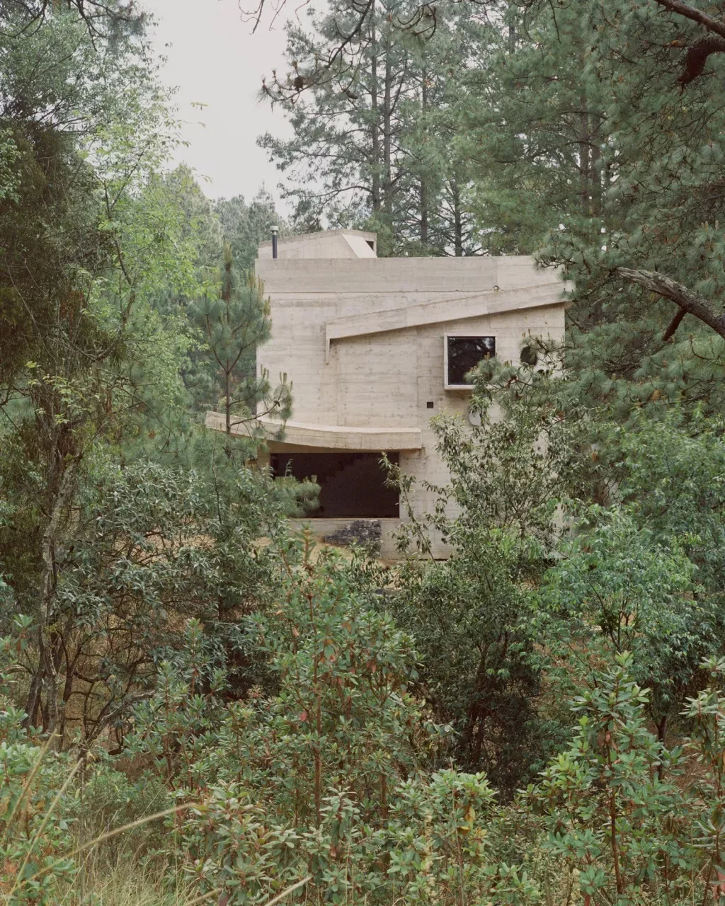 Casa Alferez brutalism