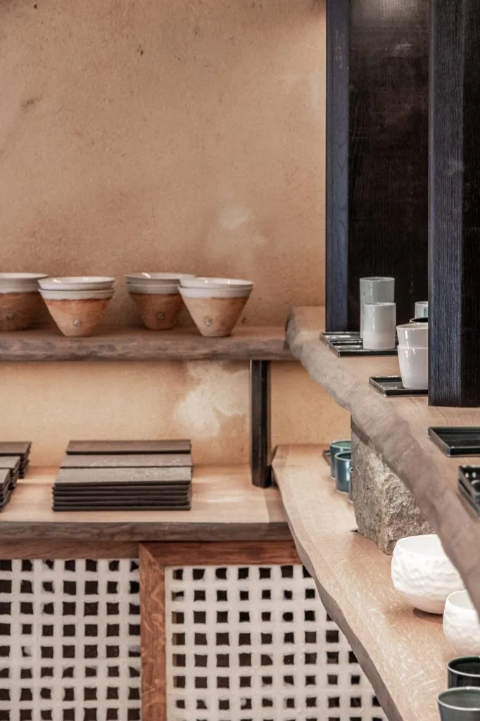 cửa hàng B-Raku 3