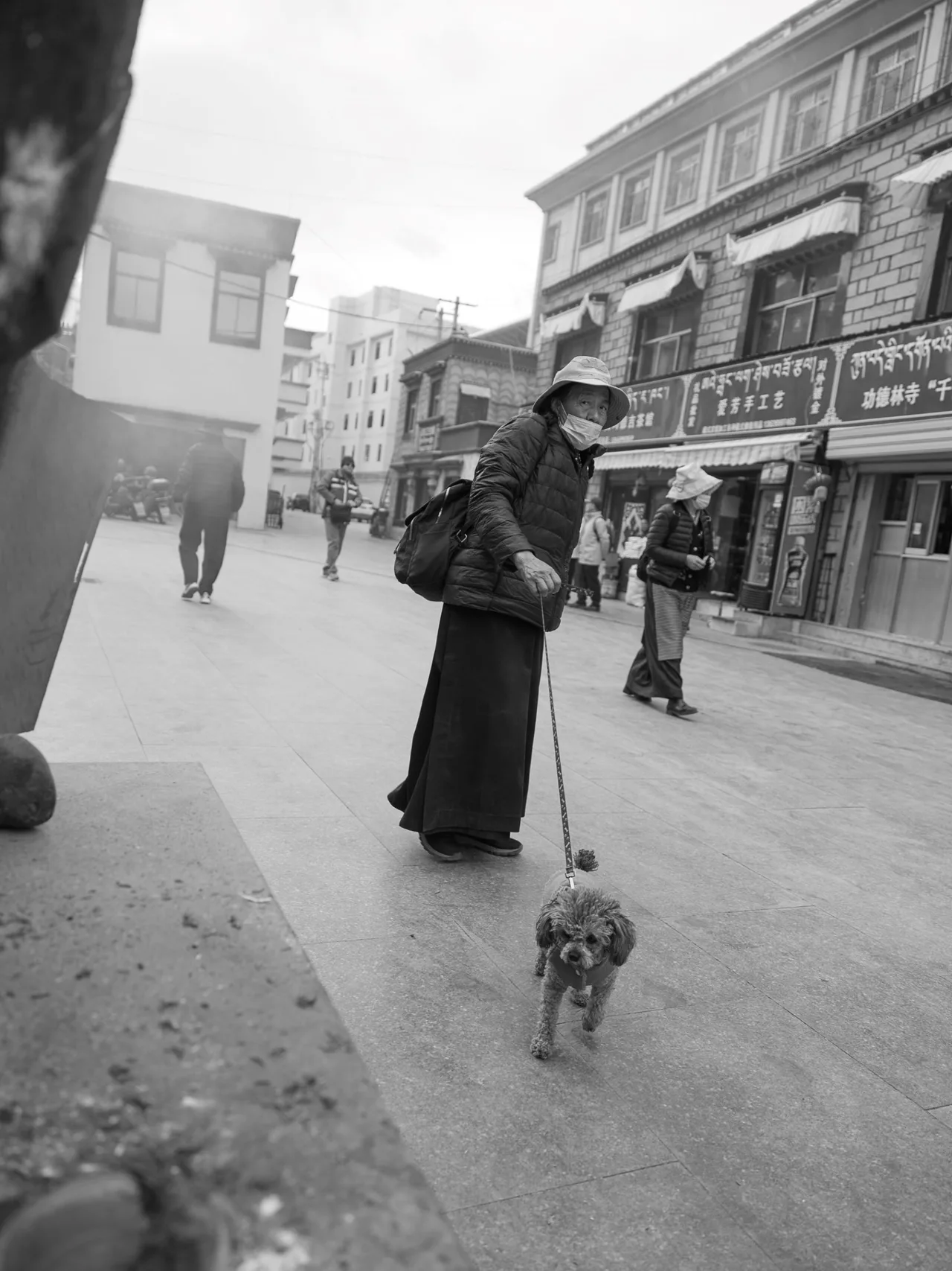 lhasa tibet du lich
