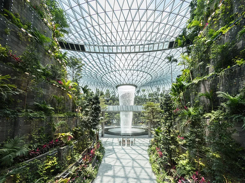 Sân bay Jewel Changi và dòng thác giữa trời