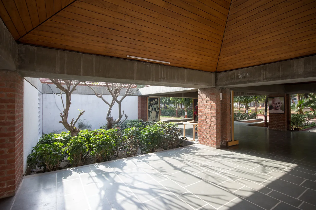 modern architecture Charles Correa