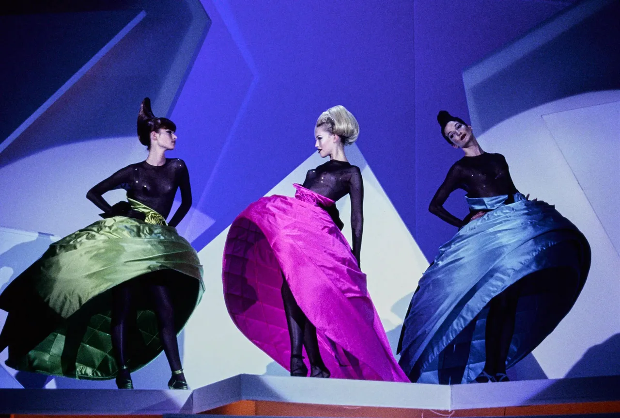 Thierry Mugler Thu - Đông 1995