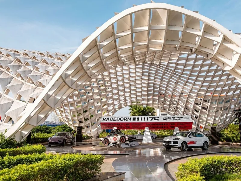 Không Gian Trải Nghiệm Porsche Tại Đà Nẵng: Điểm Giao Của Di Sản Tốc Độ, Kiến Trúc Và Công Nghệ