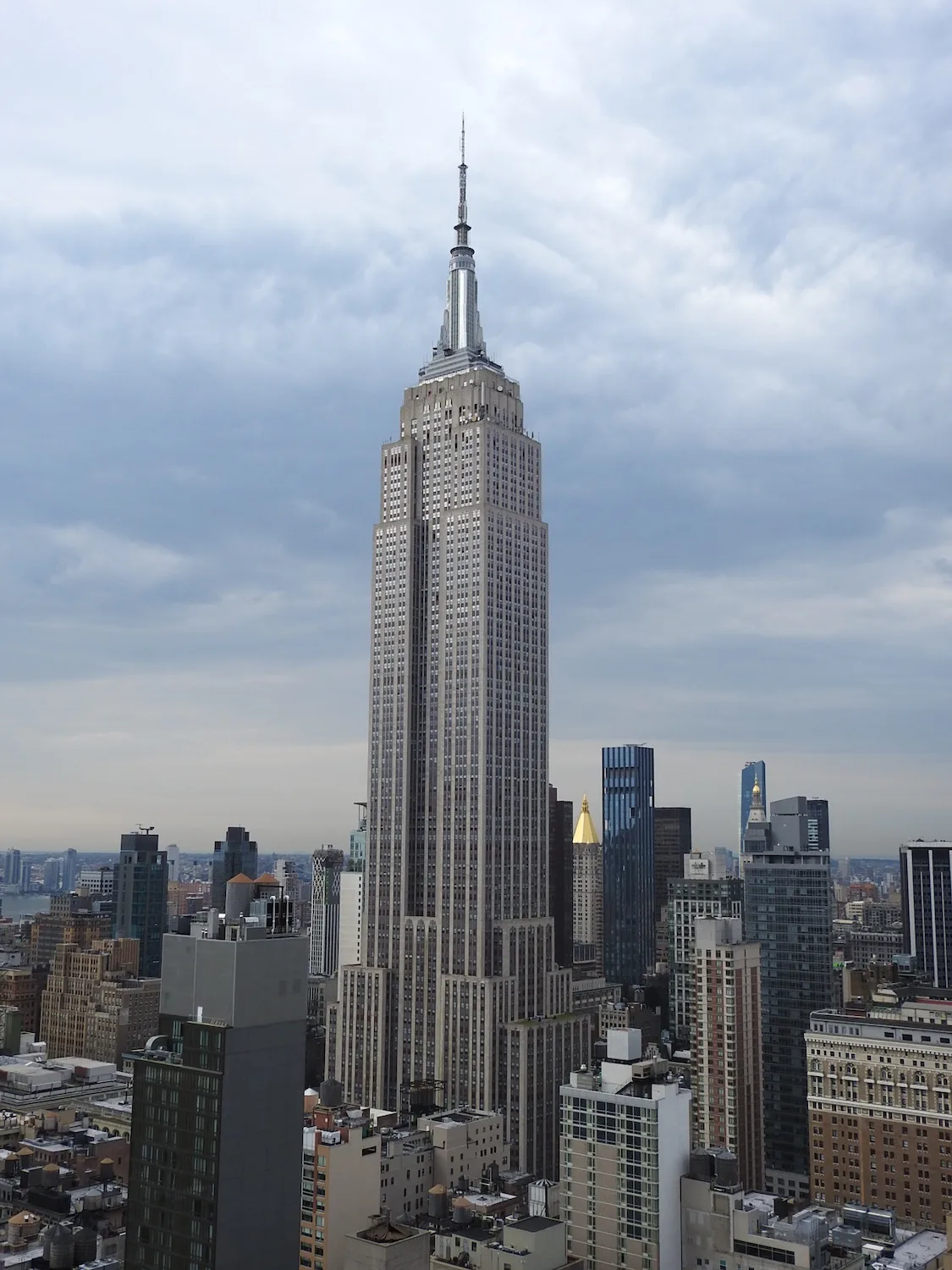 Empire State cong trinh kien truc art deco