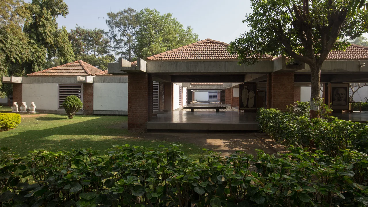 kien truc hien dai modern architecture Charles Correa