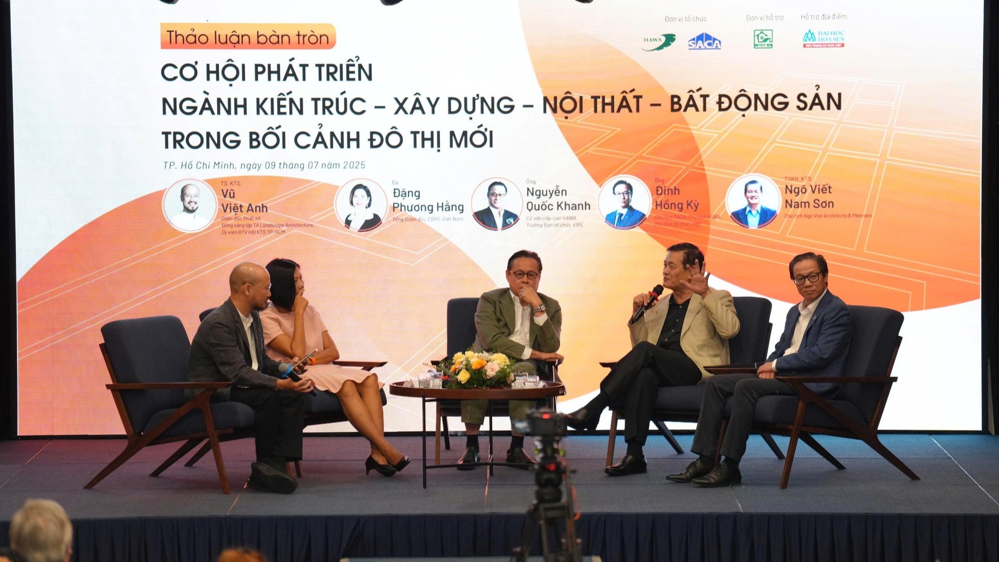 Tọa đàm “Cải cách hành chính - Kiến tạo không gian phát triển”