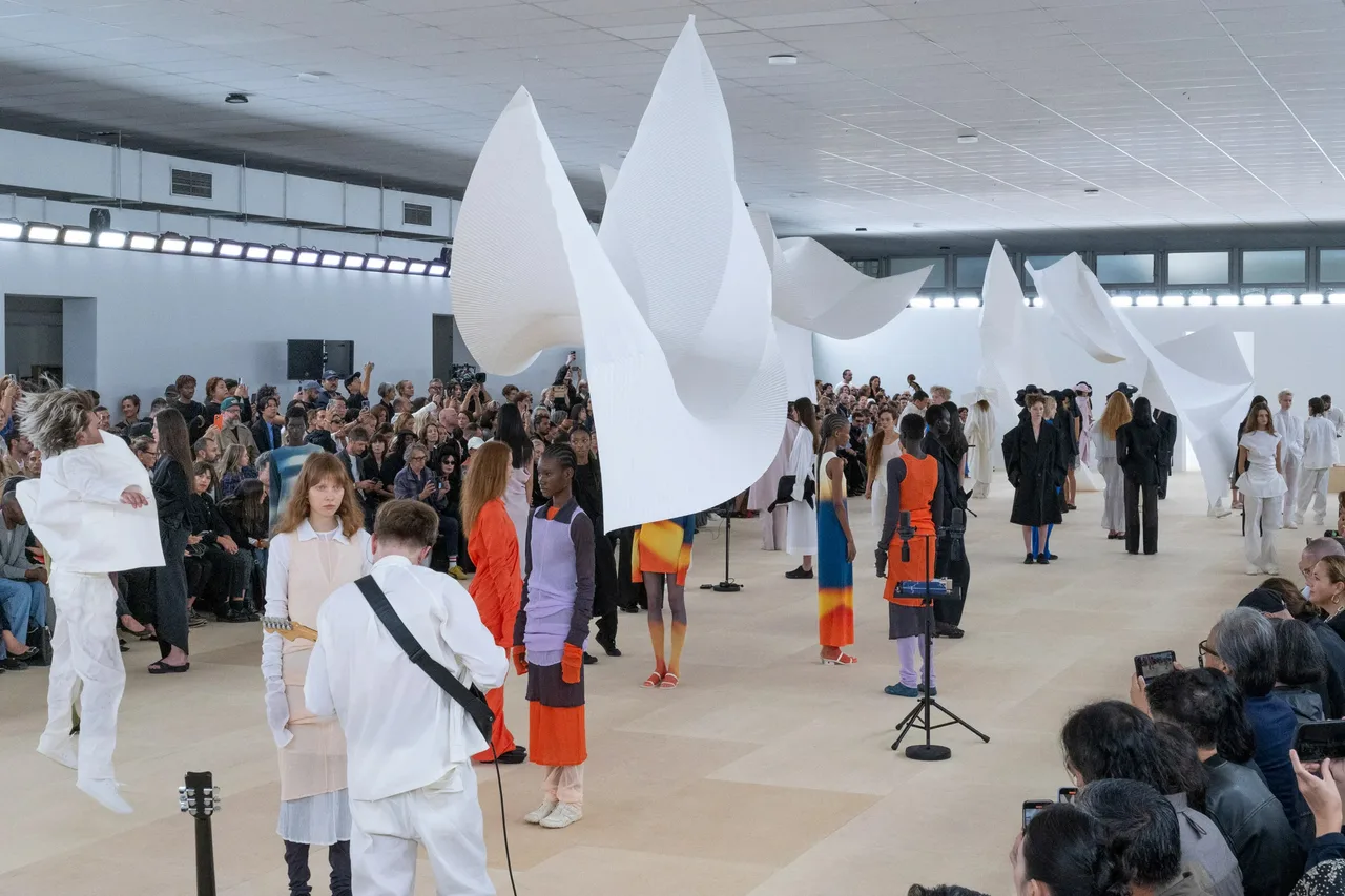 issey miyake san dien spring summer 2024