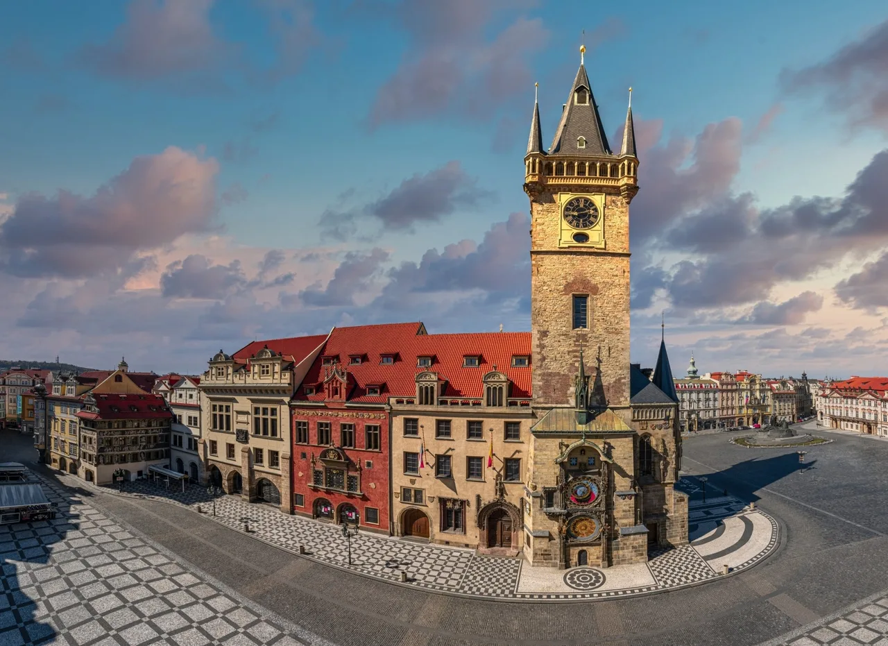 dong ho thien van Prague Orloj Prague Astronomical Clock praha czech cong hoa sec