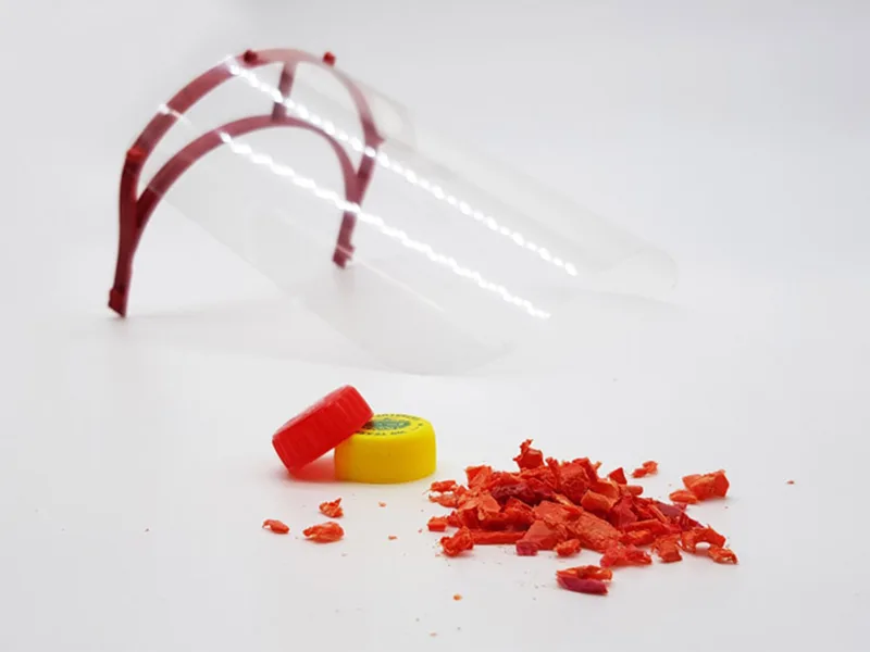 Mặt nạ bảo hộ tái chế từ nhựa