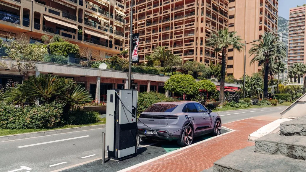 Porsche Macan 4S Electric 99X Electric Gen3 Evo xe dien