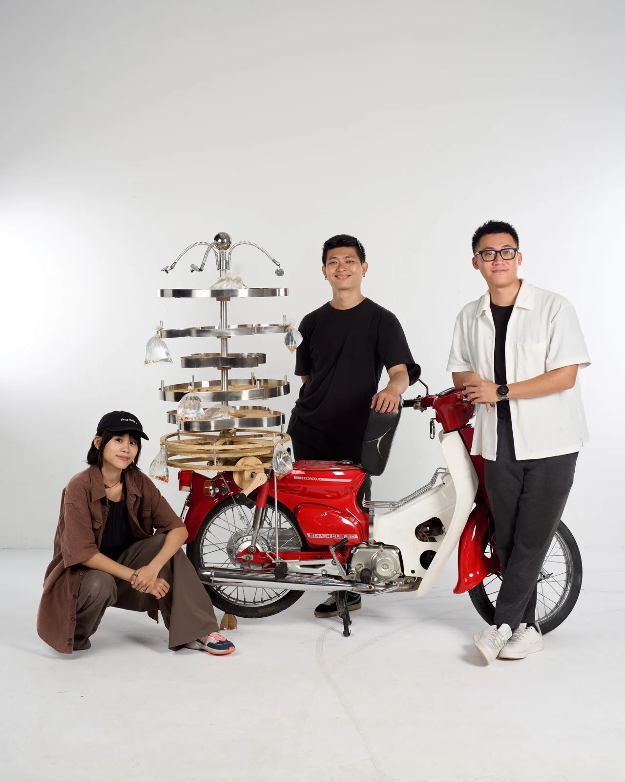 3 weeks of design 2025 street totem enod xe may