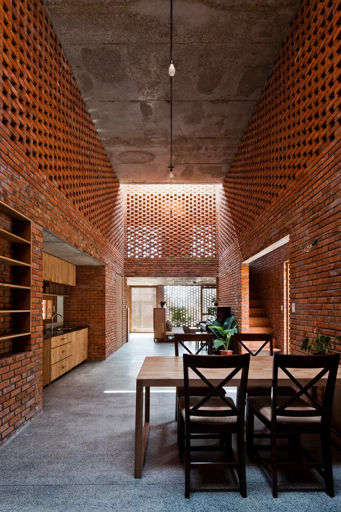 Termitary House nha gach tropical space